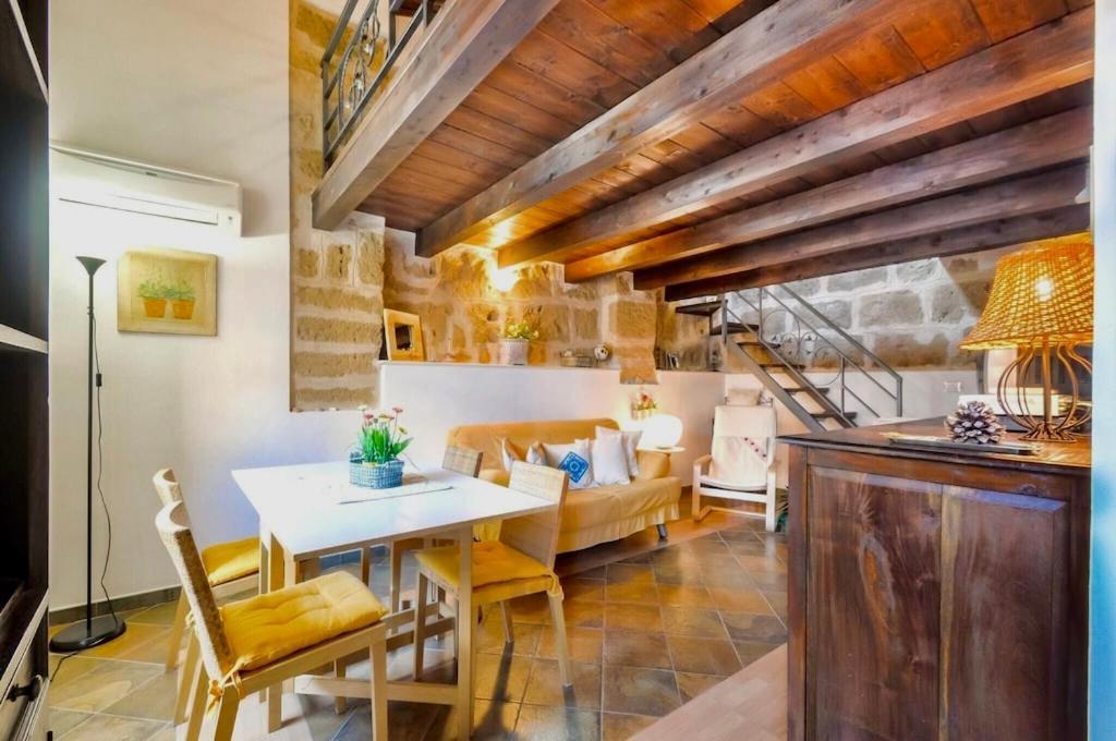 Alghero Old Town Apartment Steps To Sea And Scenic Ramparts 외부 사진